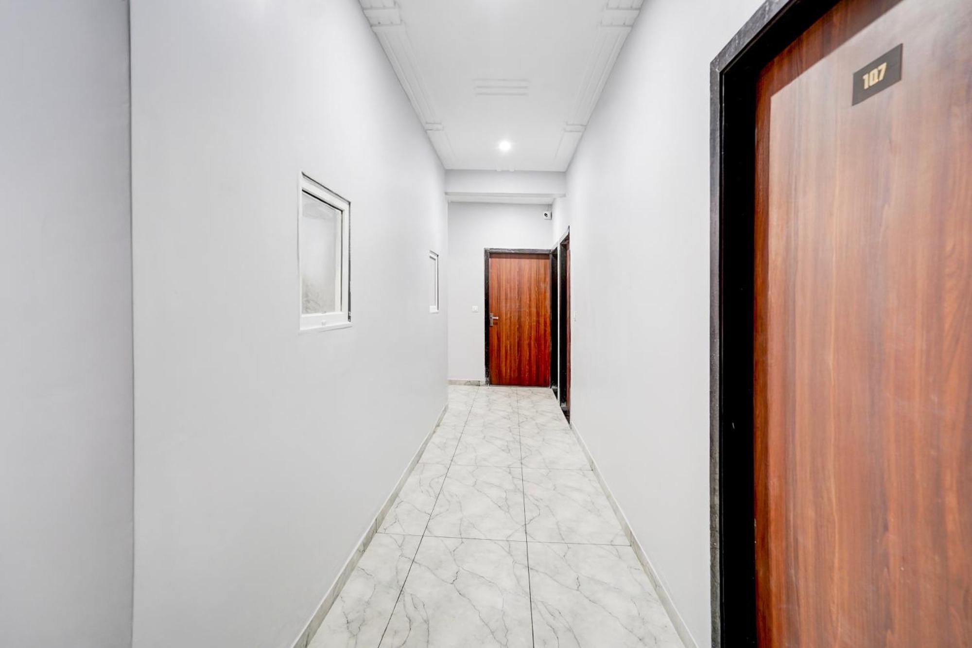 Hotel O Shree Gurukripa Khatu Bagian luar foto