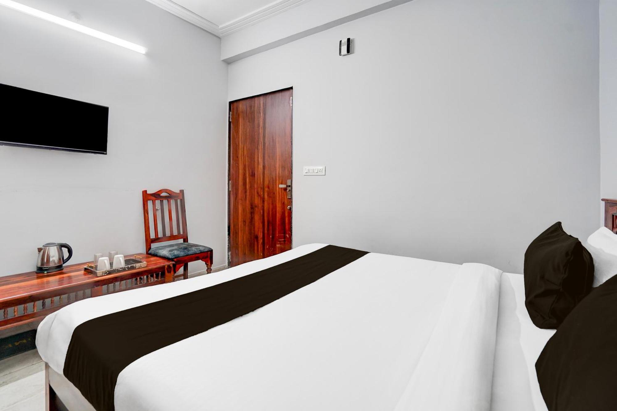 Hotel O Shree Gurukripa Khatu Bagian luar foto