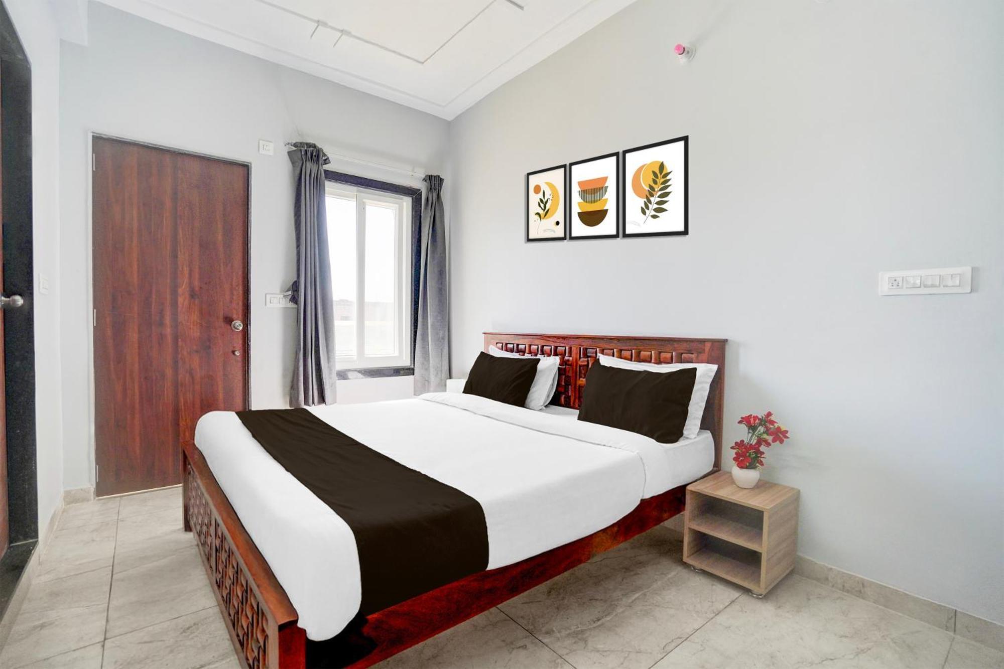 Hotel O Shree Gurukripa Khatu Bagian luar foto